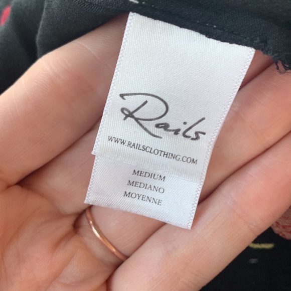 Rails Rhea Cerise Tie Neck Cherry Print Blouse Size M - Picture 8 of 9